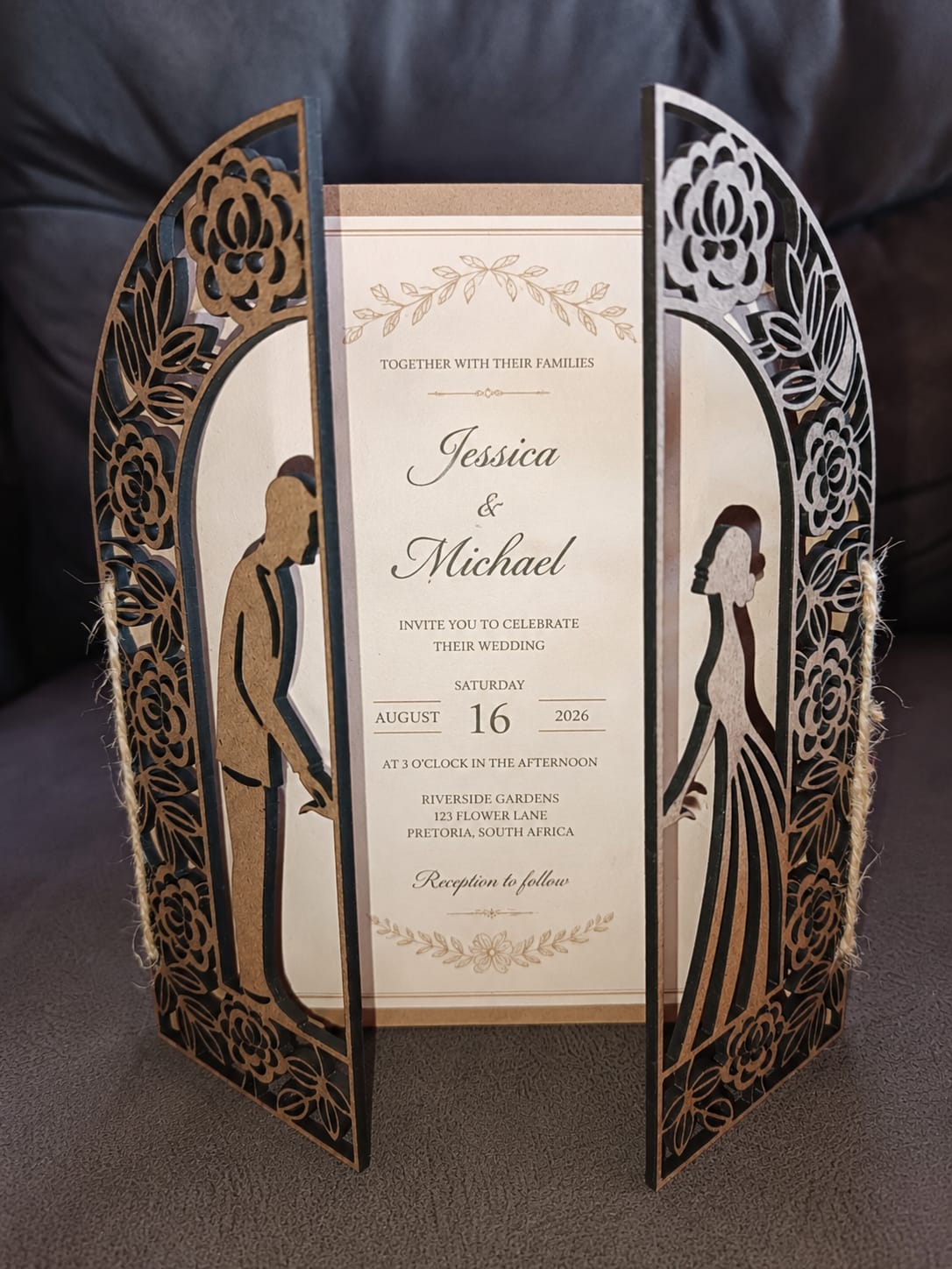 Elegant Wooden Wedding Invitation Holder Couple